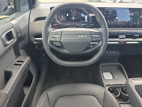 New 2027 Kia EV3 Wind FWD image 12