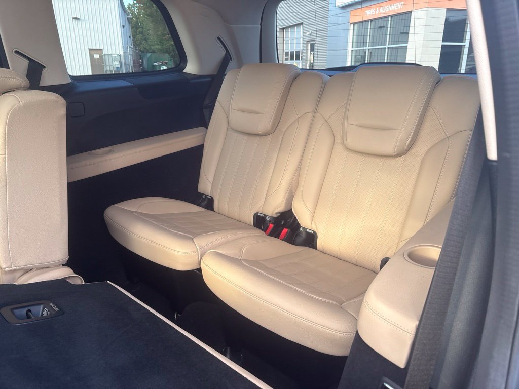 Used 2019 Mercedes-Benz GLS 450 4MATIC image 28