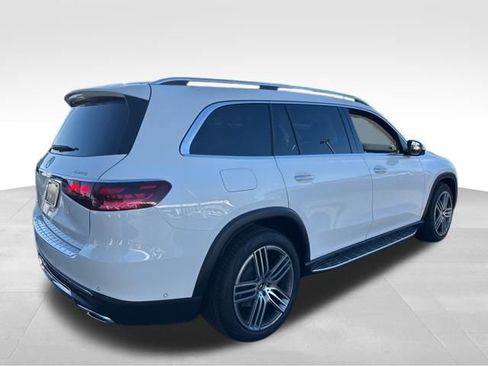 Certified 2026 Mercedes-Benz GLS 450 4MATIC image 7