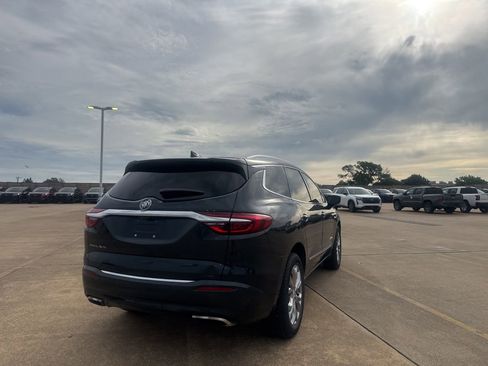 Used 2020 Buick Enclave Avenir w/ Avenir Technology Package FWD image 20