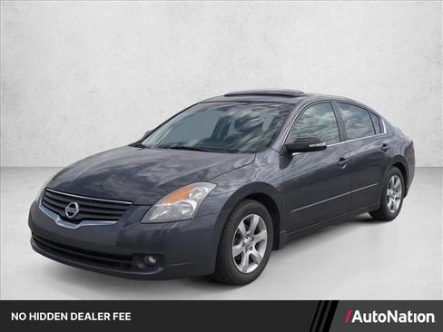 Used 2008 Nissan Altima 3.5 SL w/ Technology Pkg FWD image 1