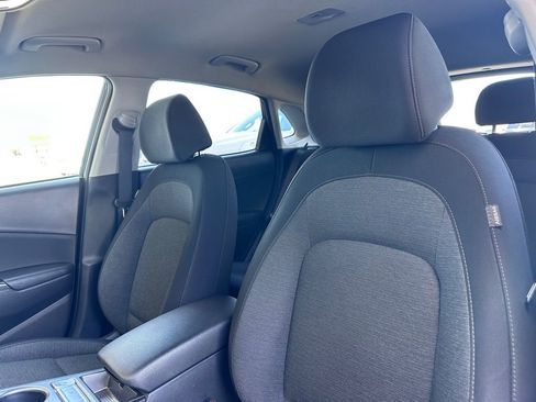 Used 2023 Hyundai Kona SE image 14
