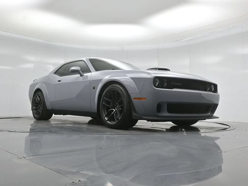Used 2021 Dodge Challenger R/T Scat Pack RWD image 44
