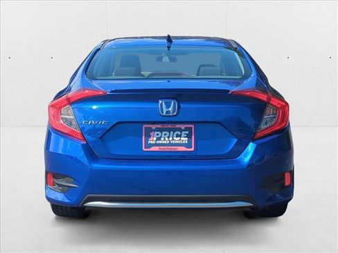Used 2020 Honda Civic EX image 5