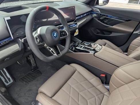 New 2026 BMW i5 M60 AWD/4WD image 19