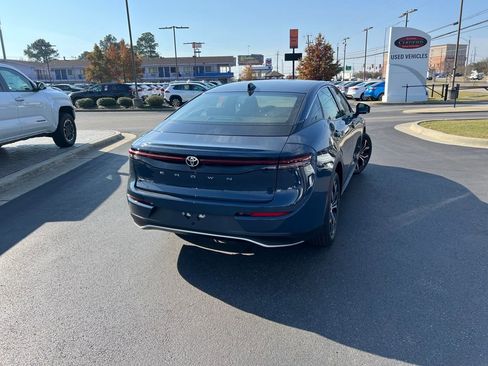 New 2026 Toyota Crown XLE image 5