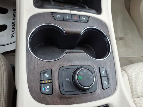 Used 2023 GMC Acadia Denali w/ Denali Technology Package AWD/4WD image 23