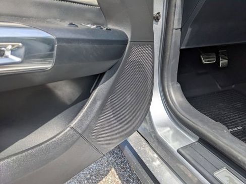 Used 2025 Ford Mustang Premium image 21