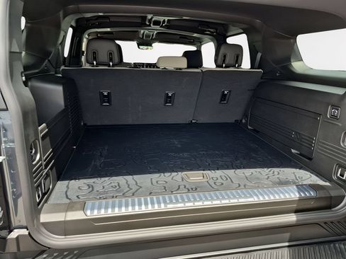 New 2026 GMC Hummer EV SUV AWD/4WD image 38