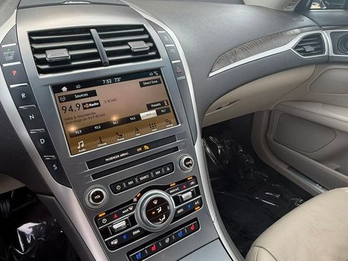 Used 2018 Lincoln MKZ Reserve w/ Climate Package AWD/4WD image 32