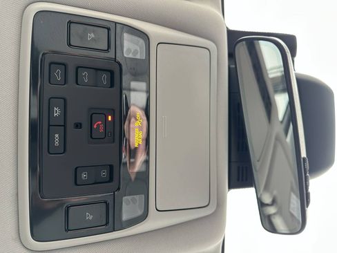 Used 2025 Toyota Grand Highlander AWD image 37