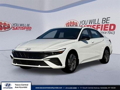 New 2025 Hyundai Elantra SEL