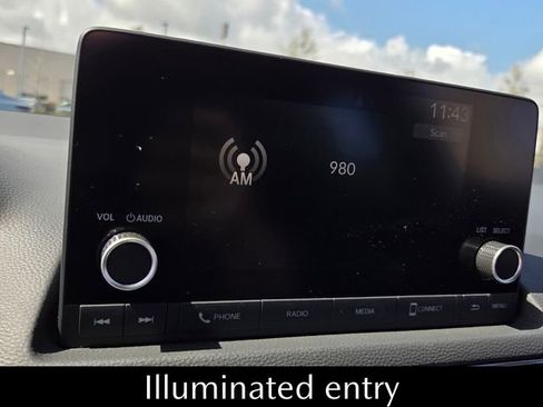 Used 2025 Honda Civic Sport image 24