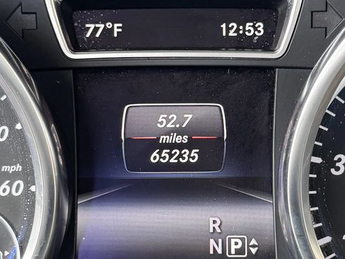 Used 2015 Mercedes-Benz ML 350 4MATIC image 17