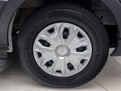 Used 2018 Ford Transit 350 XLT RWD image 33