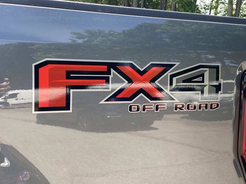 Used 2022 Ford F350 XLT w/ XLT Value Package AWD/4WD image 17
