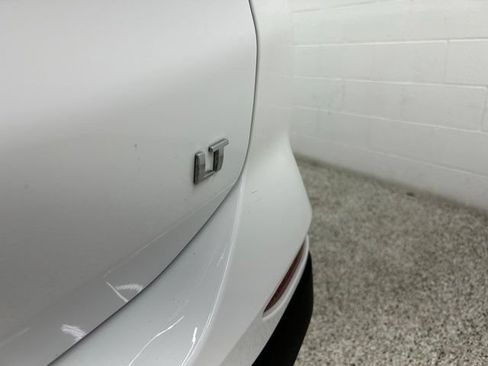Used 2024 Chevrolet Equinox LT w/ LPO, Floor Liner Package FWD image 12