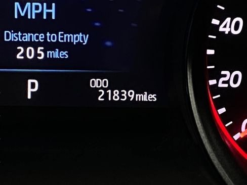 Used 2024 Toyota Camry XSE w/ Navigation Package FWD image 18