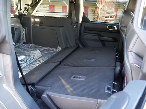 New 2025 Ford Bronco Raptor w/ Interior Carbon Fiber Pack image 32