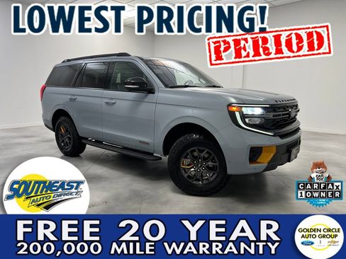 Used 2025 Ford Expedition Tremor AWD/4WD image 1