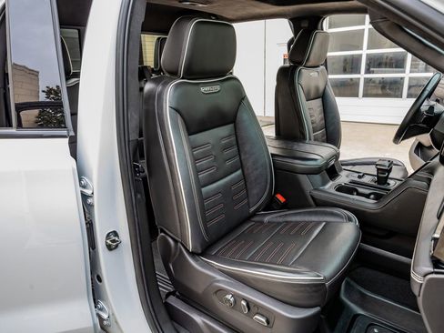 Used 2024 GMC Sierra 1500 AT4X AWD/4WD image 29