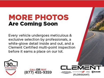 Used 2023 Chrysler Pacifica Touring-L