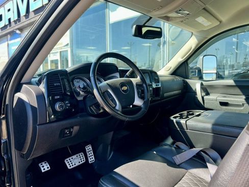 Used 2014 Chevrolet Silverado 2500 LT w/ Z71 Appearance Package AWD/4WD image 17