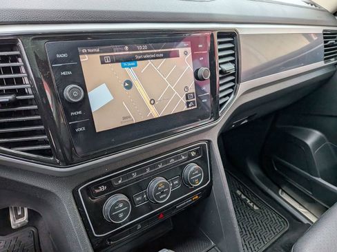 Used 2021 Volkswagen Atlas SEL R-Line image 20