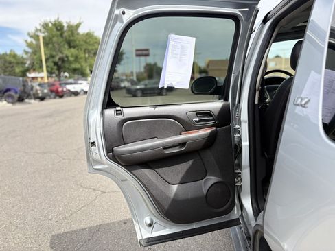 Used 2013 Chevrolet Tahoe LTZ AWD/4WD image 26
