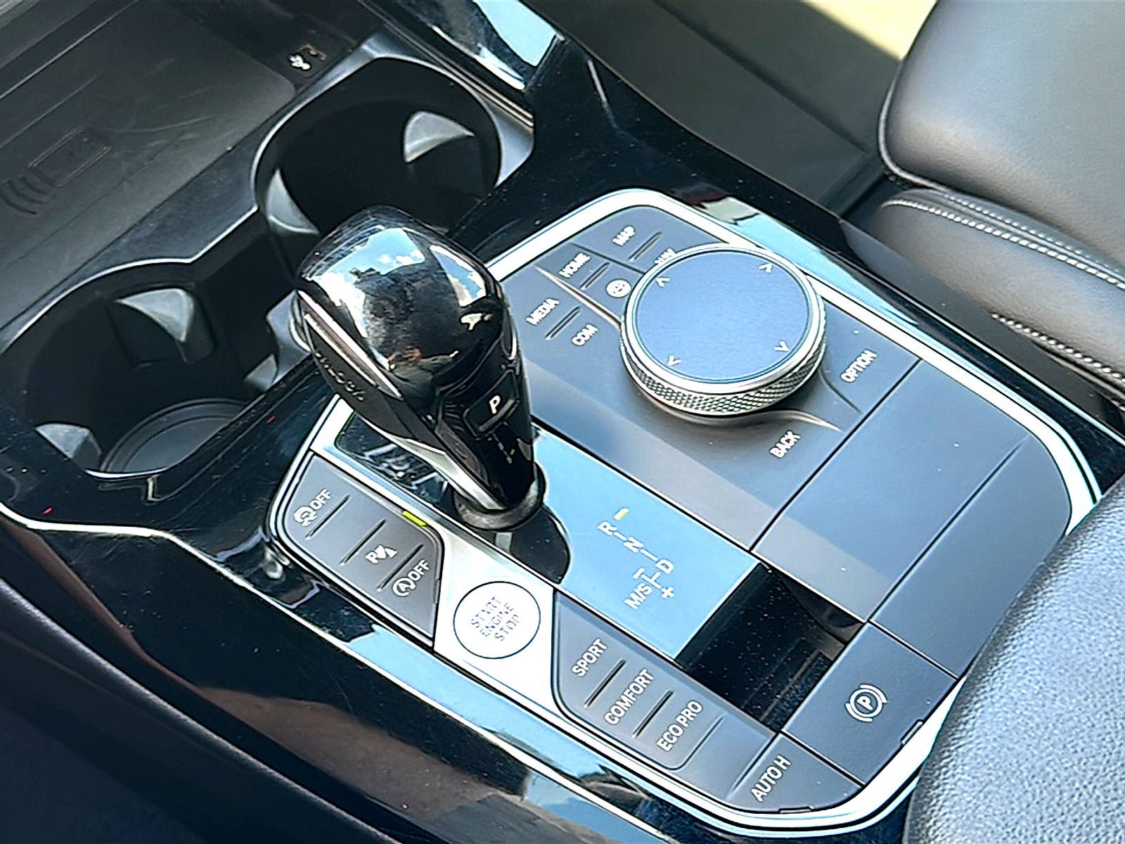 Used 2024 BMW X3 sDrive30i w/ Premium Package RWD image 37