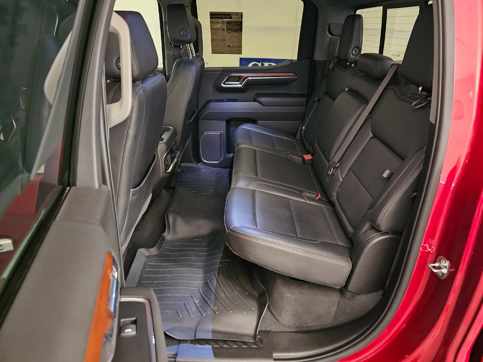 Used 2023 GMC Sierra 1500 Denali AWD/4WD image 23