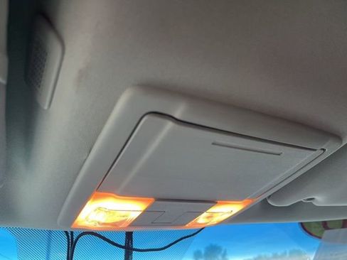 Used 2019 Ford Flex SE image 28