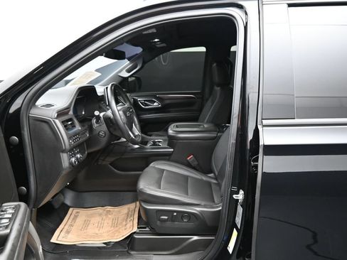Used 2022 Chevrolet Tahoe Z71 w/ Luxury Package AWD/4WD image 10