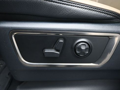 Used 2021 RAM 1500 Limited image 10