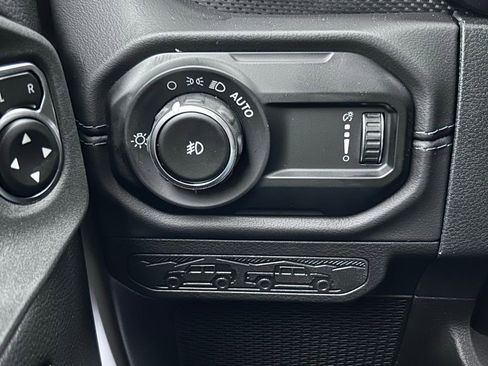 New 2025 Jeep Wrangler Unlimited Rubicon 392 image 39