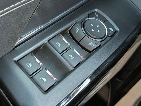 New 2025 Ford F150 Lightning Platinum image 25