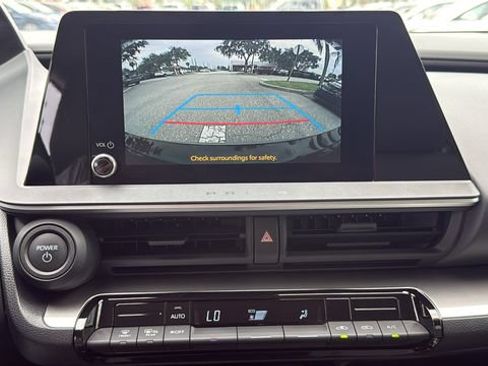 Used 2023 Toyota Prius LE FWD image 23