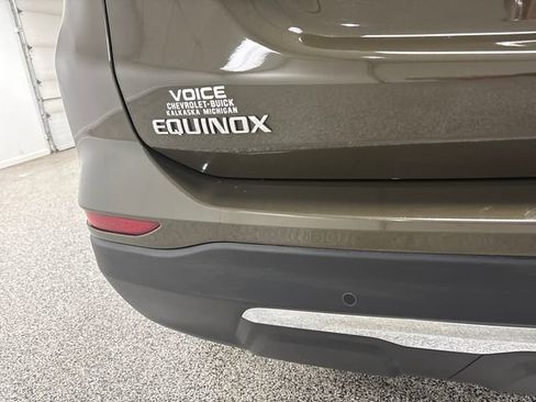 Used 2023 Chevrolet Equinox LT image 26