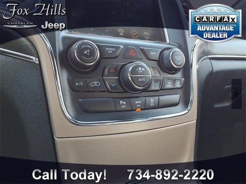 Used 2015 Jeep Grand Cherokee Limited image 23