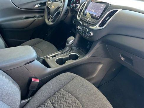 Used 2024 Chevrolet Equinox LT FWD image 20