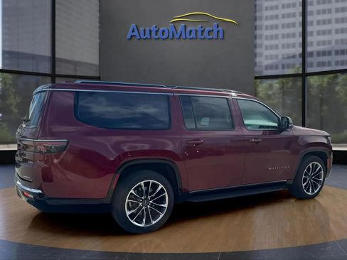 Used 2023 Jeep Wagoneer L Series II w/ Convenience Group I image 12