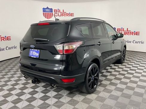 Used 2017 Ford Escape SE w/ Equipment Group 201A image 3