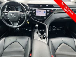 Used 2020 Toyota Camry SE video 2