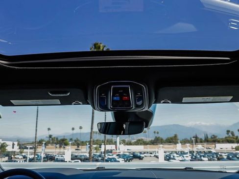 New 2026 Jeep Grand Wagoneer Limited AWD/4WD image 19