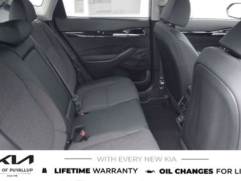 New 2026 Kia Seltos S image 14