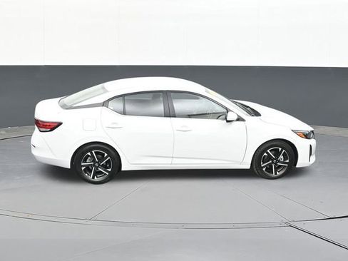 Used 2025 Nissan Sentra SV image 62