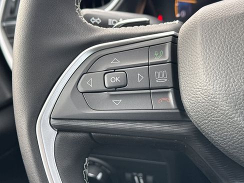 New 2025 Jeep Grand Cherokee Altitude image 26