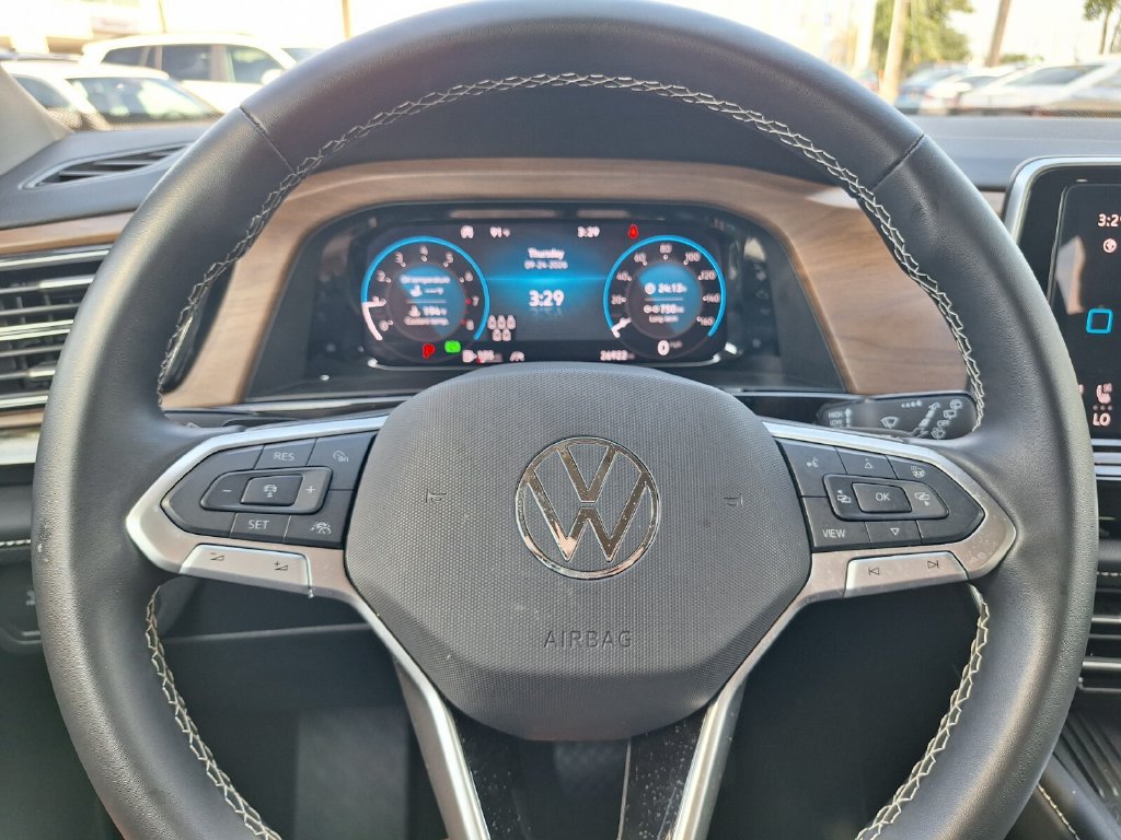 Used 2026 Volkswagen Atlas SE FWD image 16