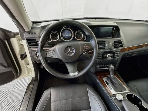 Used 2010 Mercedes-Benz E 350 Coupe image 12