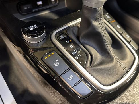 Certified 2024 Kia Seltos S image 30